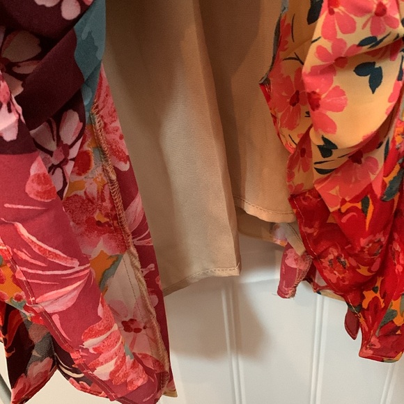 NWT VICI DRESS FORUM Patchwork Pleated Halter Mini Boho Dress S - Picture 11 of 12